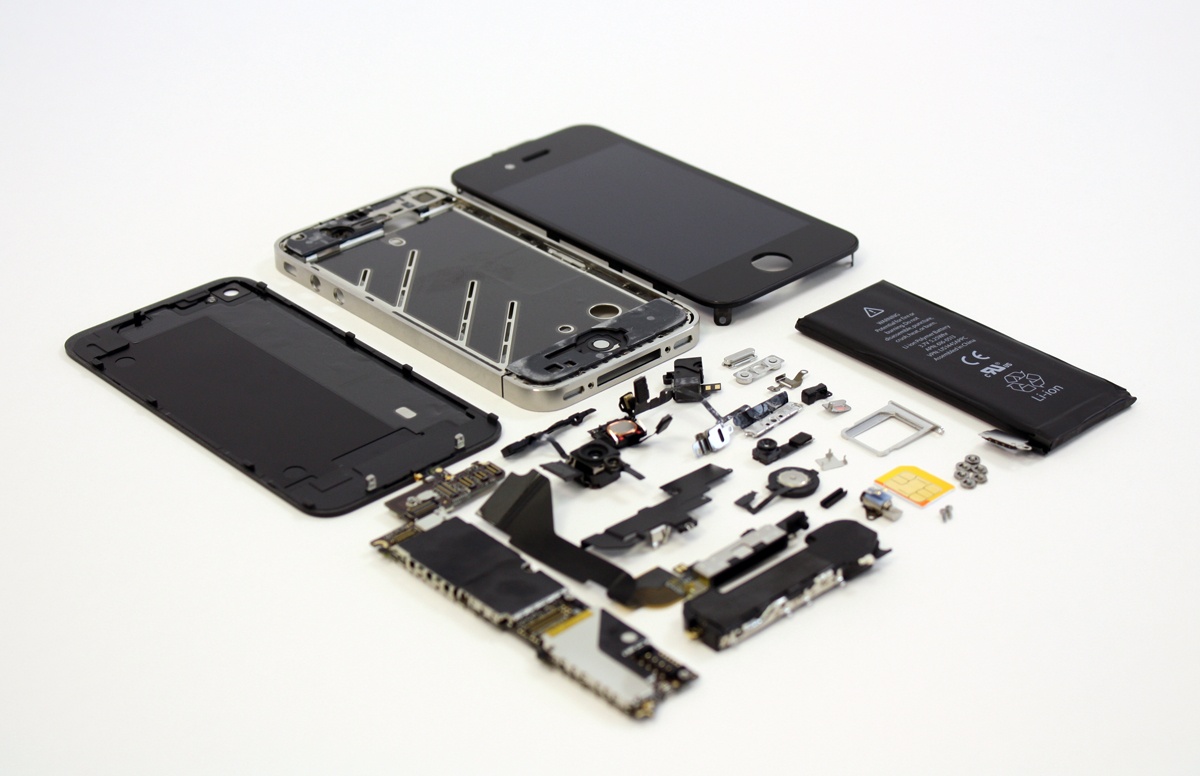 Finding Where to Repair an IPhone in Denver