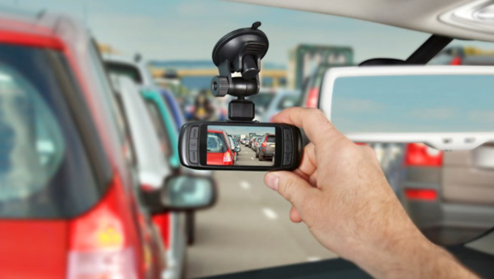 The benefits of car reverse cameras